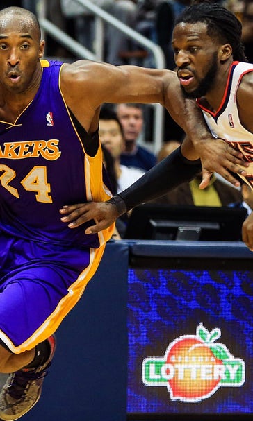 Hawks pull away in third to top cold Kobe, Lakers
